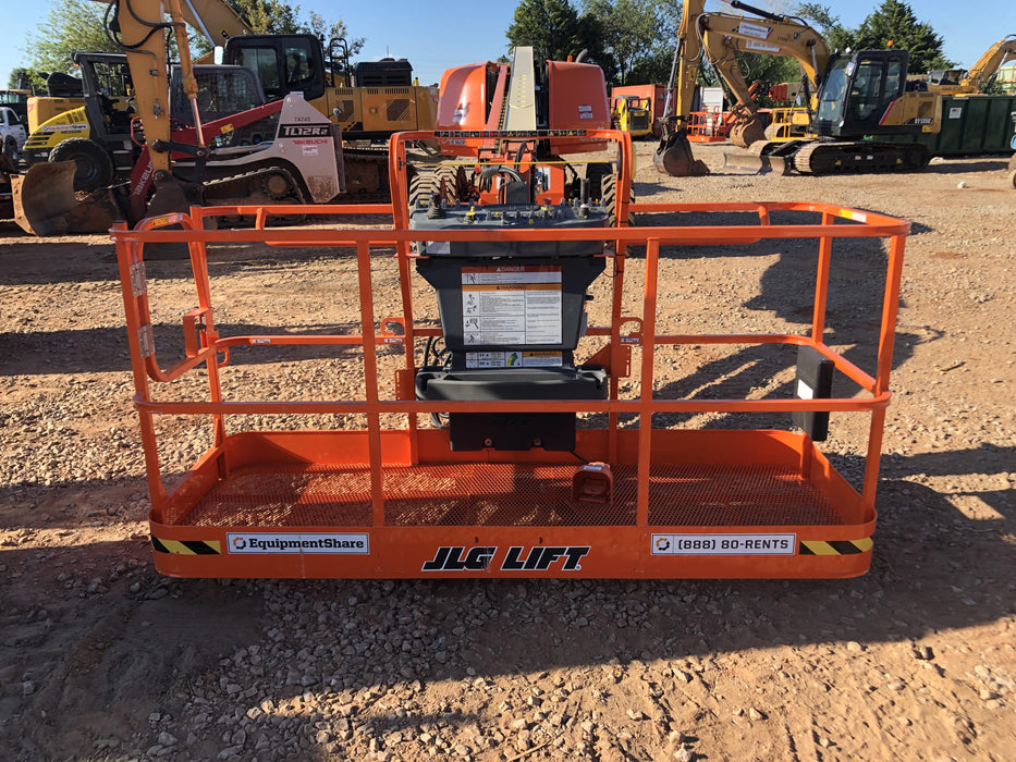 2020 JLG 660SJ