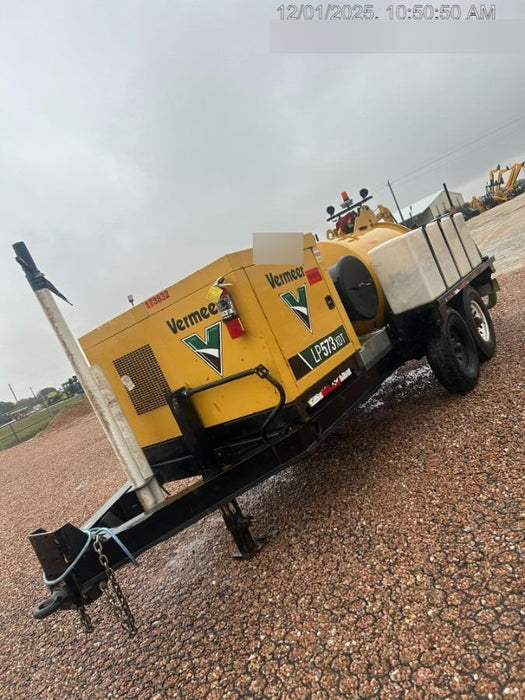 2021 Vac-Tron LP573XDT T4 Koehler Diesel Engine, 500 Gallon Debris Tank, x2 100 Gallon Water Tanks