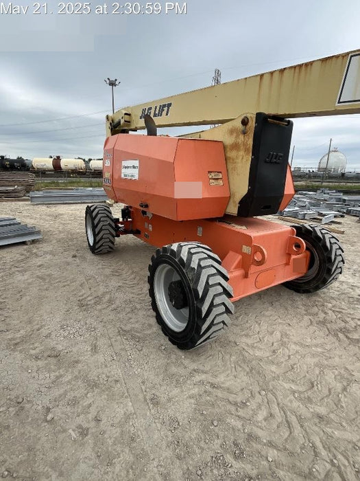 2019 JLG 800AJ