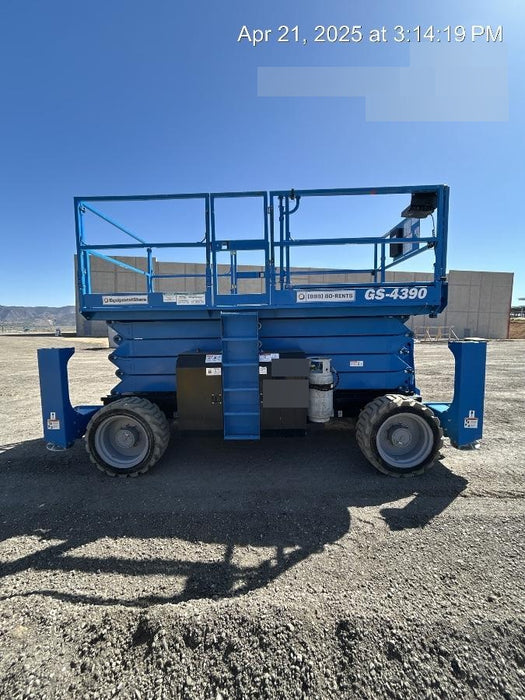 2020 GENIE GS-4390 RT