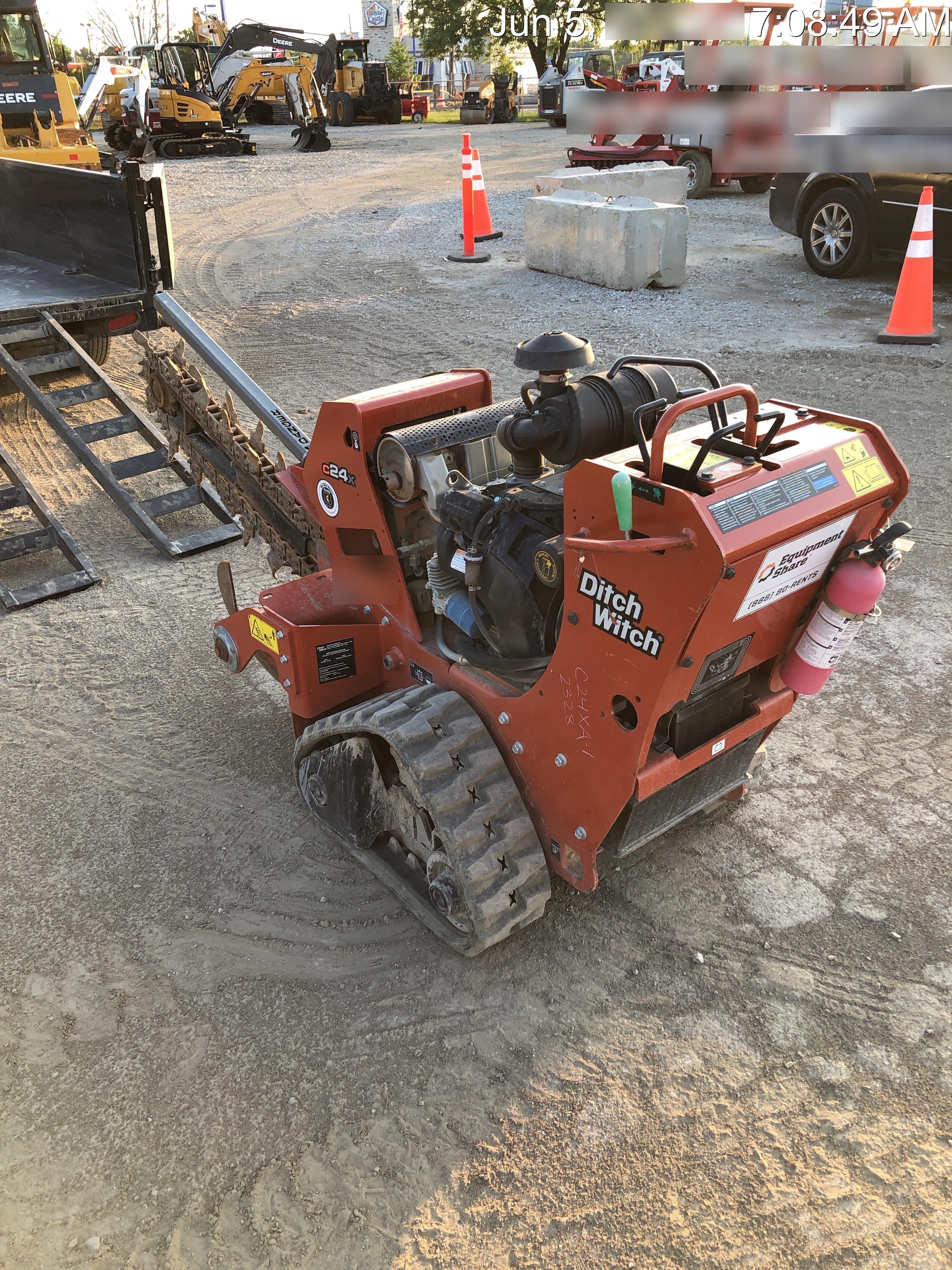 2020 DITCH WITCH C24XA