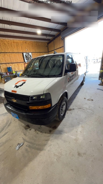2025 CHEVROLET Express Van - Rental
