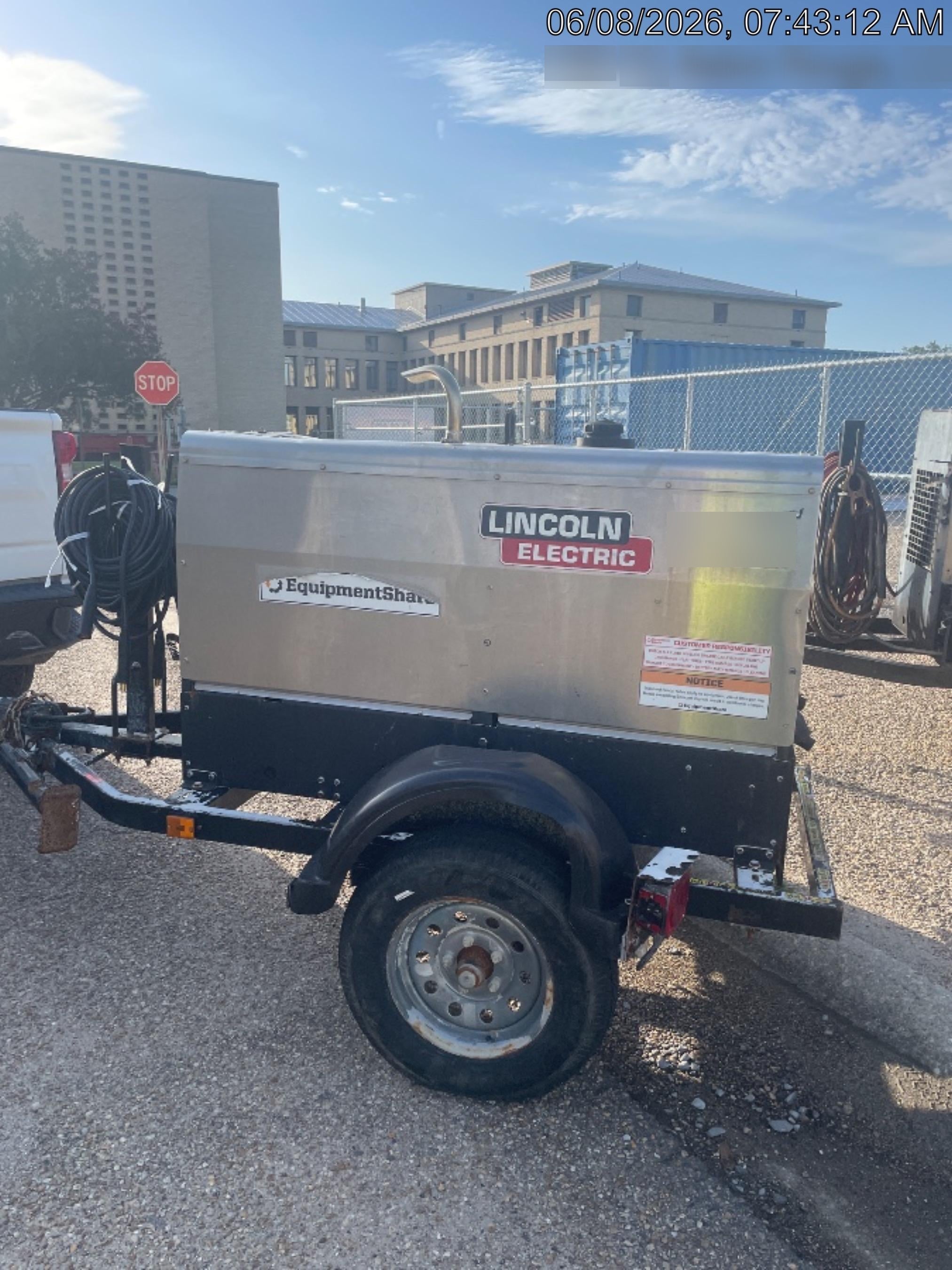 2019 Lincoln Electric Vantage 322 Welder Ready-Pak 3, Two wheel trailer, Fender and Light kit, Cable Rack