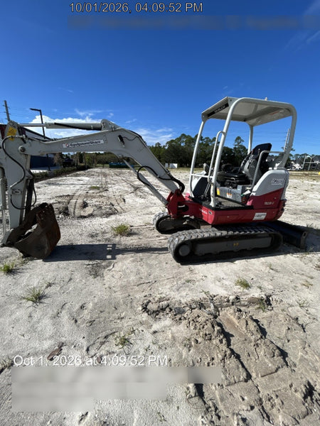 2022 TAKEUCHI TB235-2R