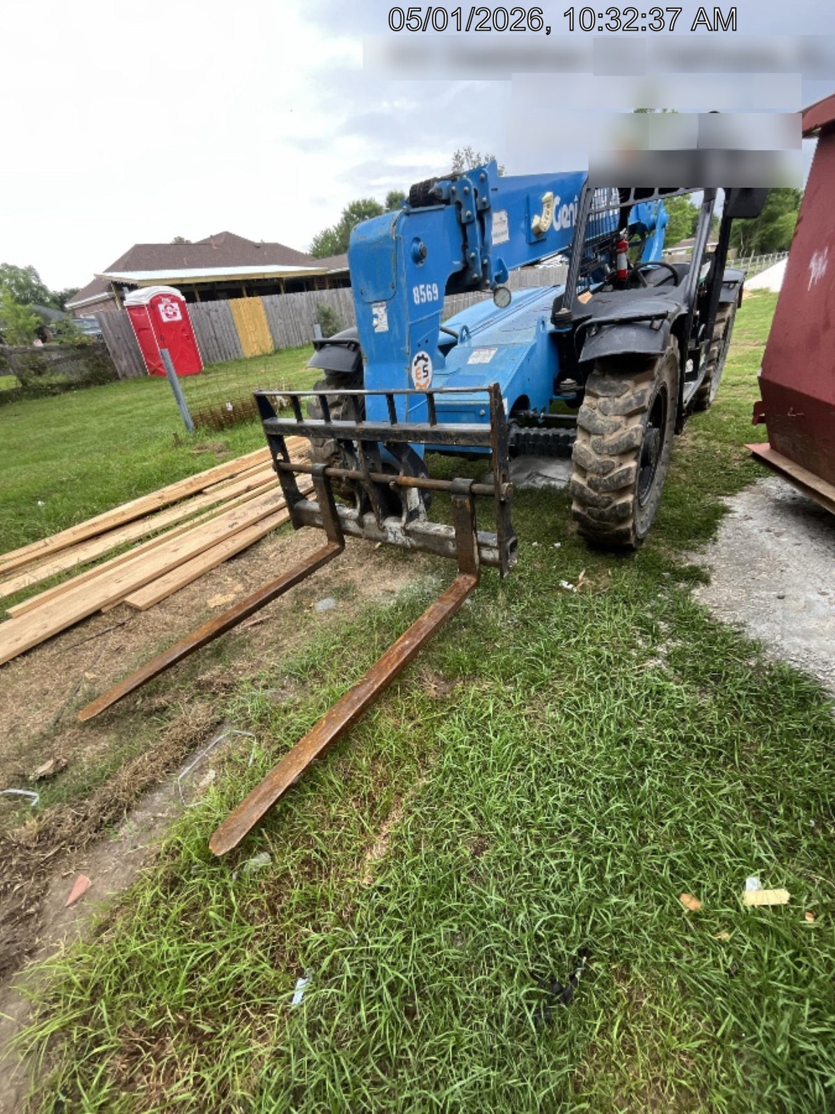 2018 Genie GTH-636 Genie GTH-636 w/Open ROPS, Solid Tires, Work Light/Beacon, 48" Carriage and Forks
