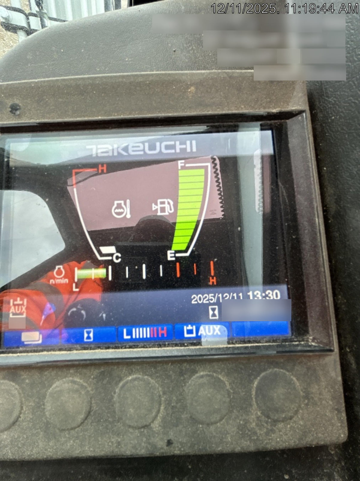 2025 TAKEUCHI TB235-2CR