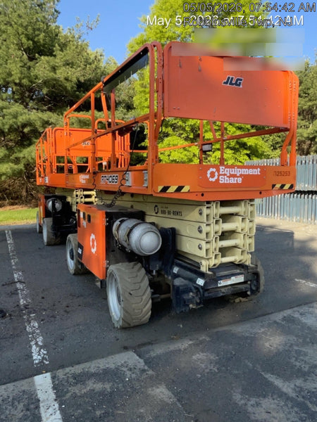 2023 JLG RT4069