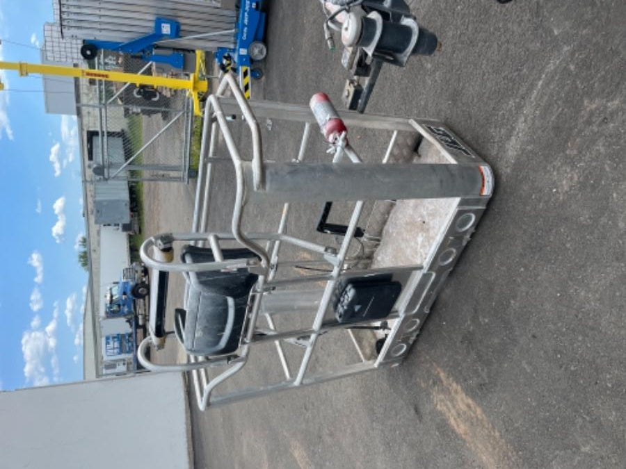 2021 JLG X600AJ