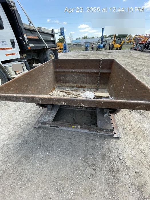 2019 ARROW MATERIAL HANDLING Dump Hopper