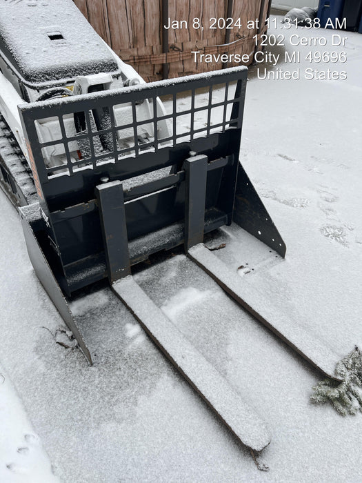 2023 BOBCAT 36" Mini Skid Steer Fork Carriage - Bobcat