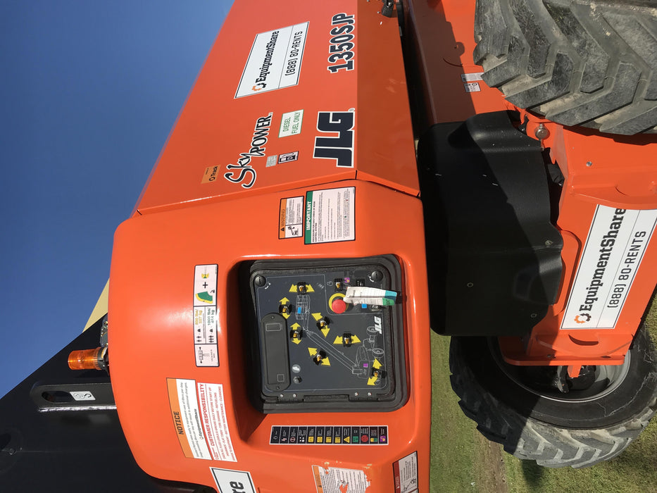 2019 JLG 1350SJP