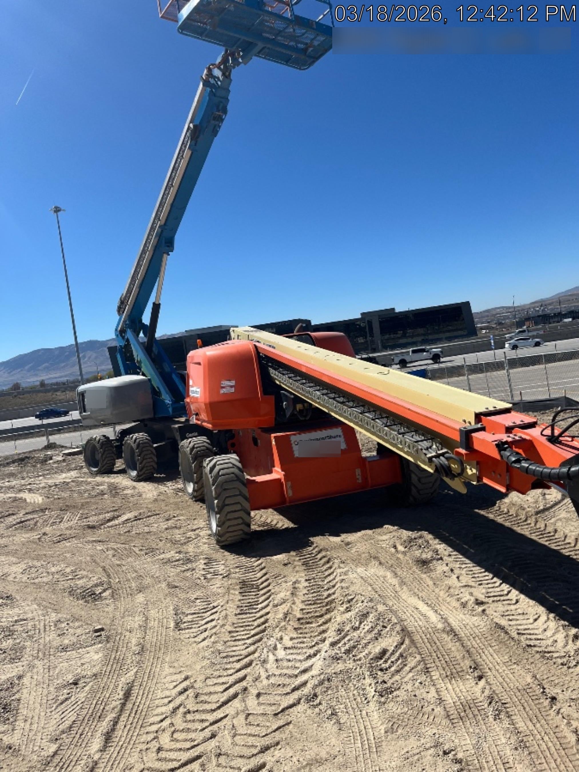 2021 JLG 660SJ