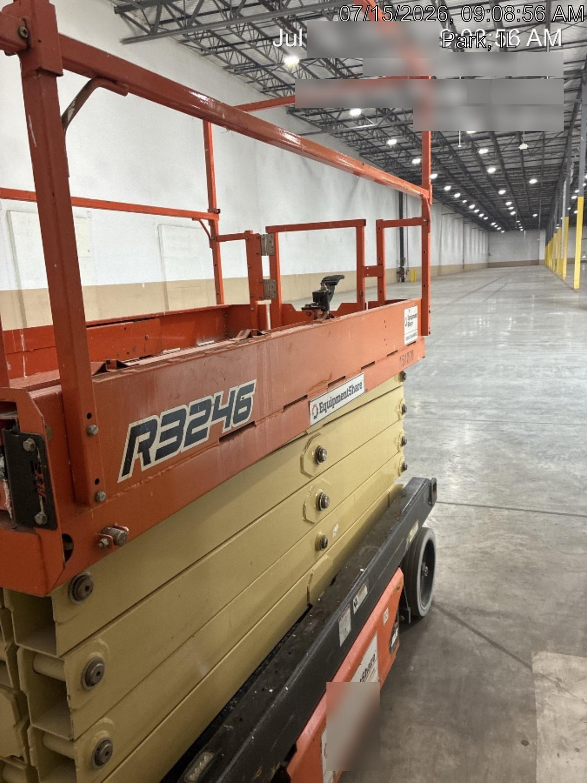 2021 JLG R3246