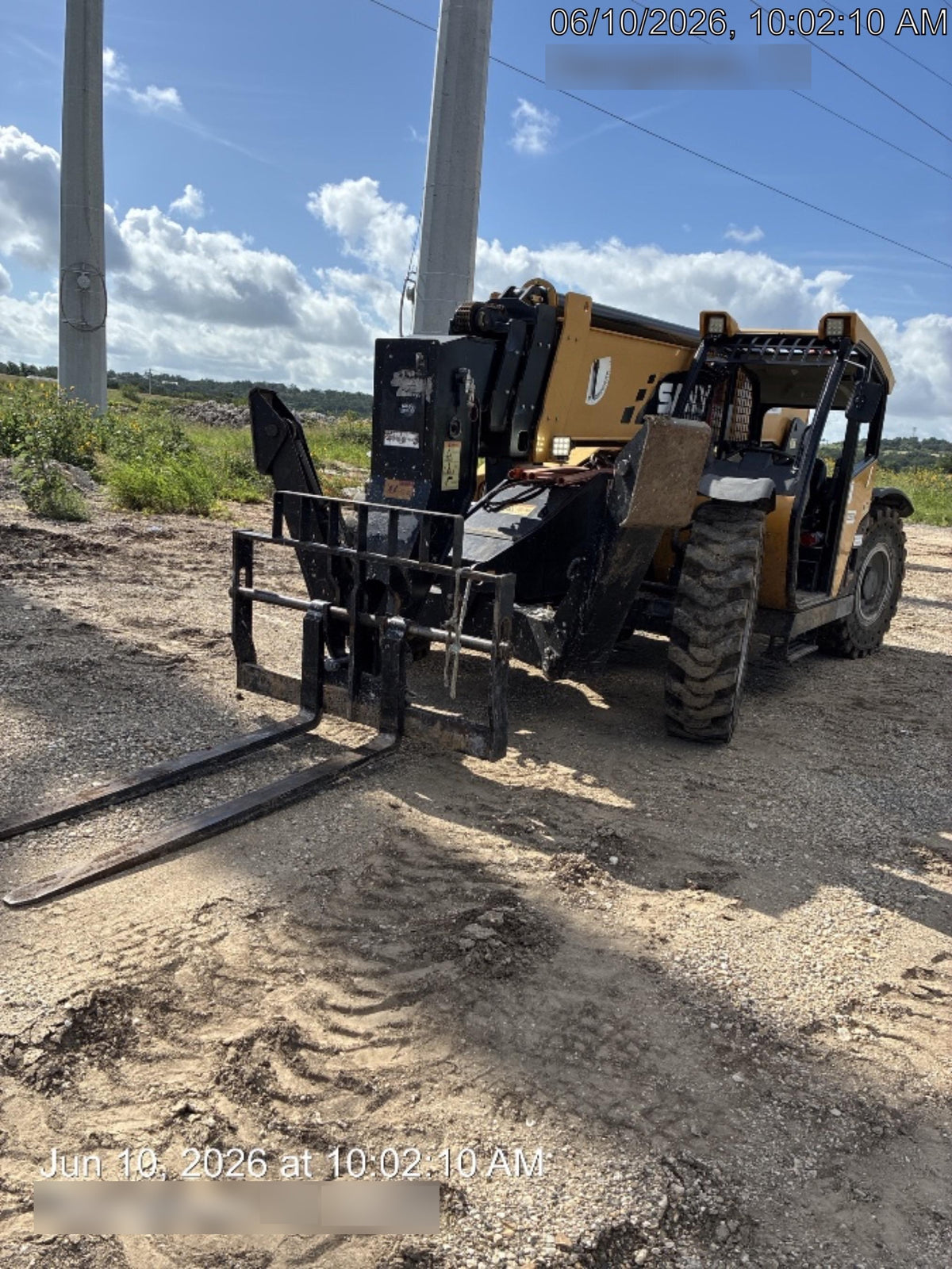 2022 SANY STH1056
