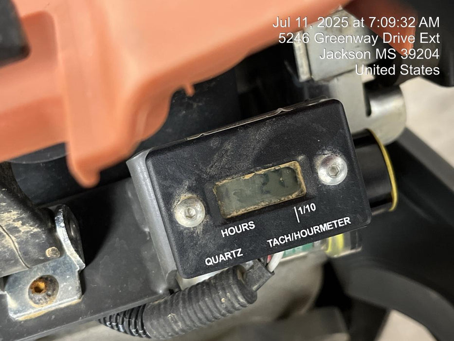 2024 HUSQVARNA LT6005