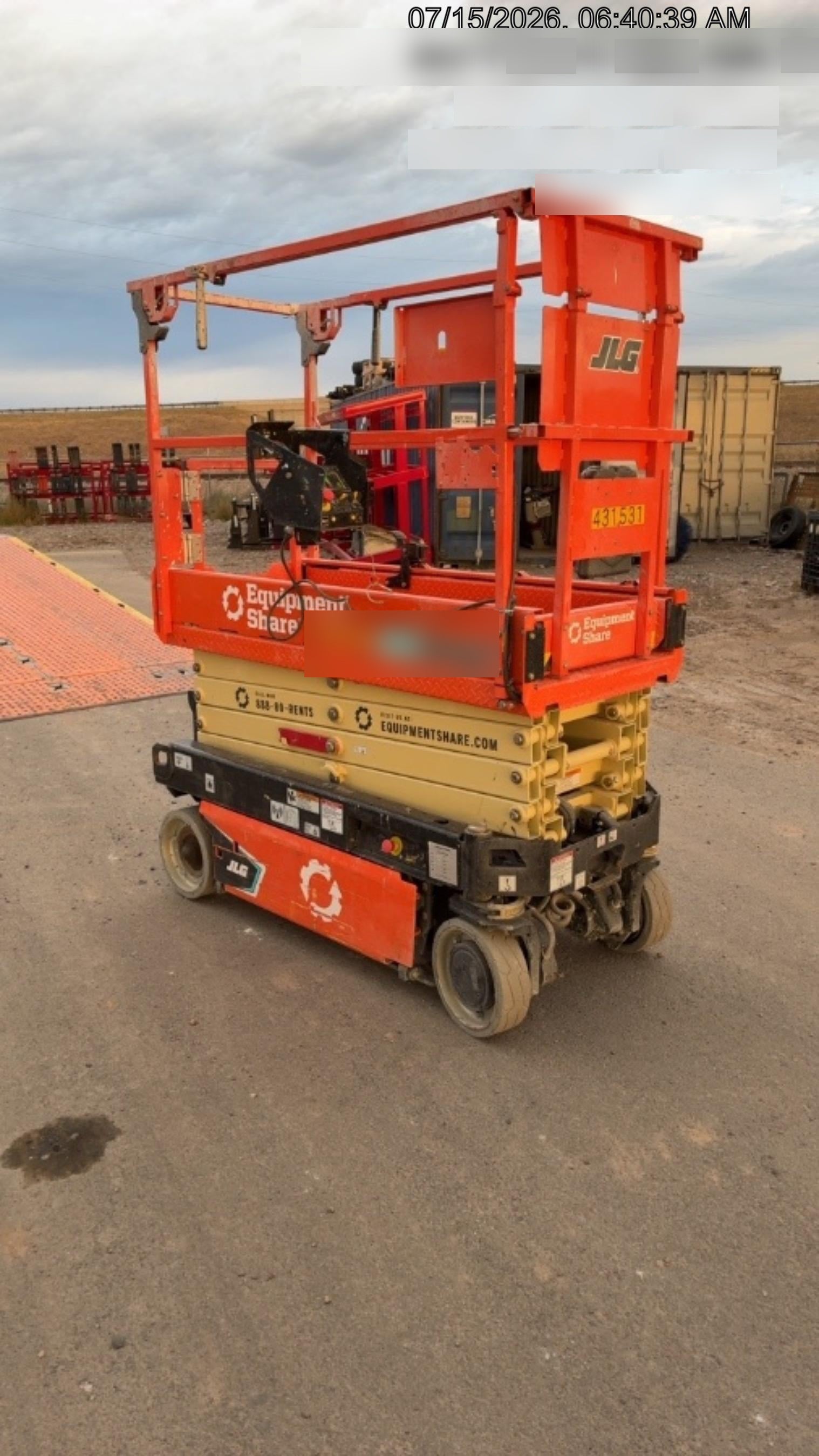 2024 JLG ES1932