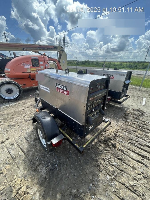 2019 Lincoln Electric Vantage 322 Lincoln Vantage 322 Welder w/Trailer, Light Kit, Cable Rack