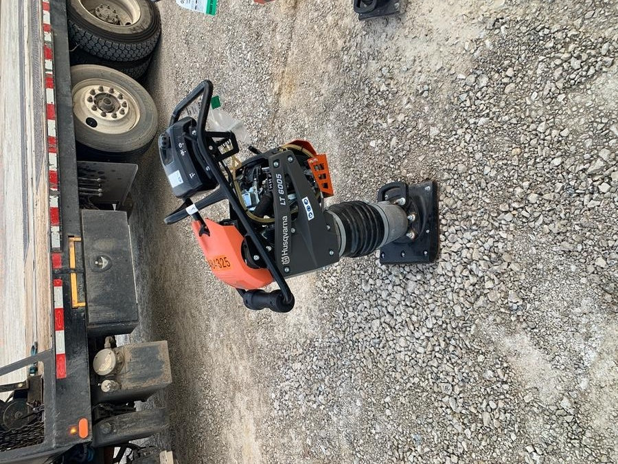 2024 HUSQVARNA LT6005