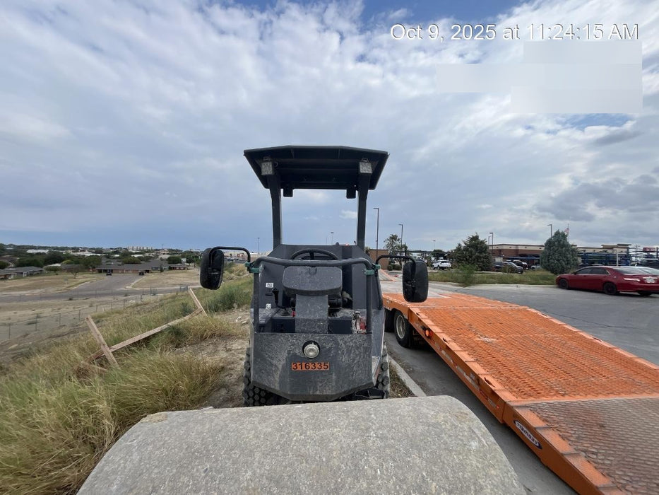 2023 DYNAPAC CA1300D