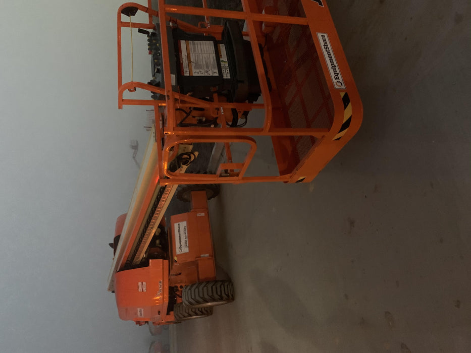 2020 JLG 600S