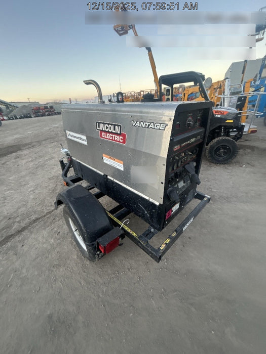 2019 Lincoln Electric Vantage 322 Welder Ready-Pak 3, Two wheel trailer, Fender and Light kit, Cable Rack