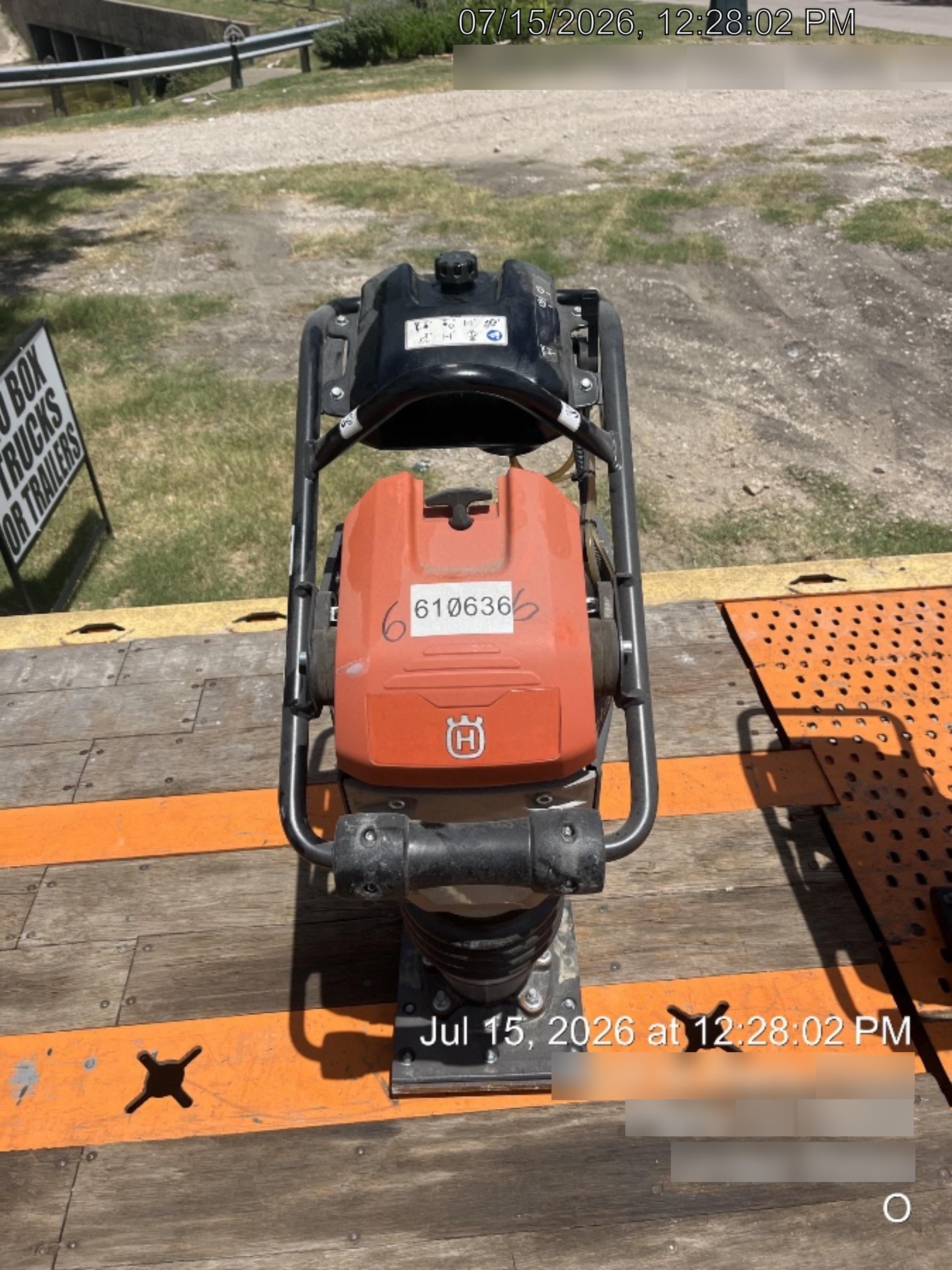 2025 HUSQVARNA LT6005
