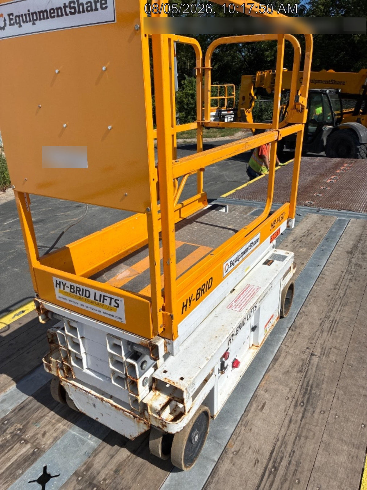 Custom Equipment HB-1430 <ul>
 <li>Hy-Brid Scissor Lift</li>
  <li>Platform capacity up to 670 lbs.</li>
  <li>Working height up to 20 ft</li>
  <li>Weighs under 1,700 lbs.</li>
  <li>Non-marking wheels </li>
</ul>