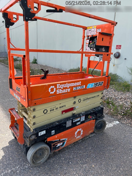 2022 JLG ES1932
