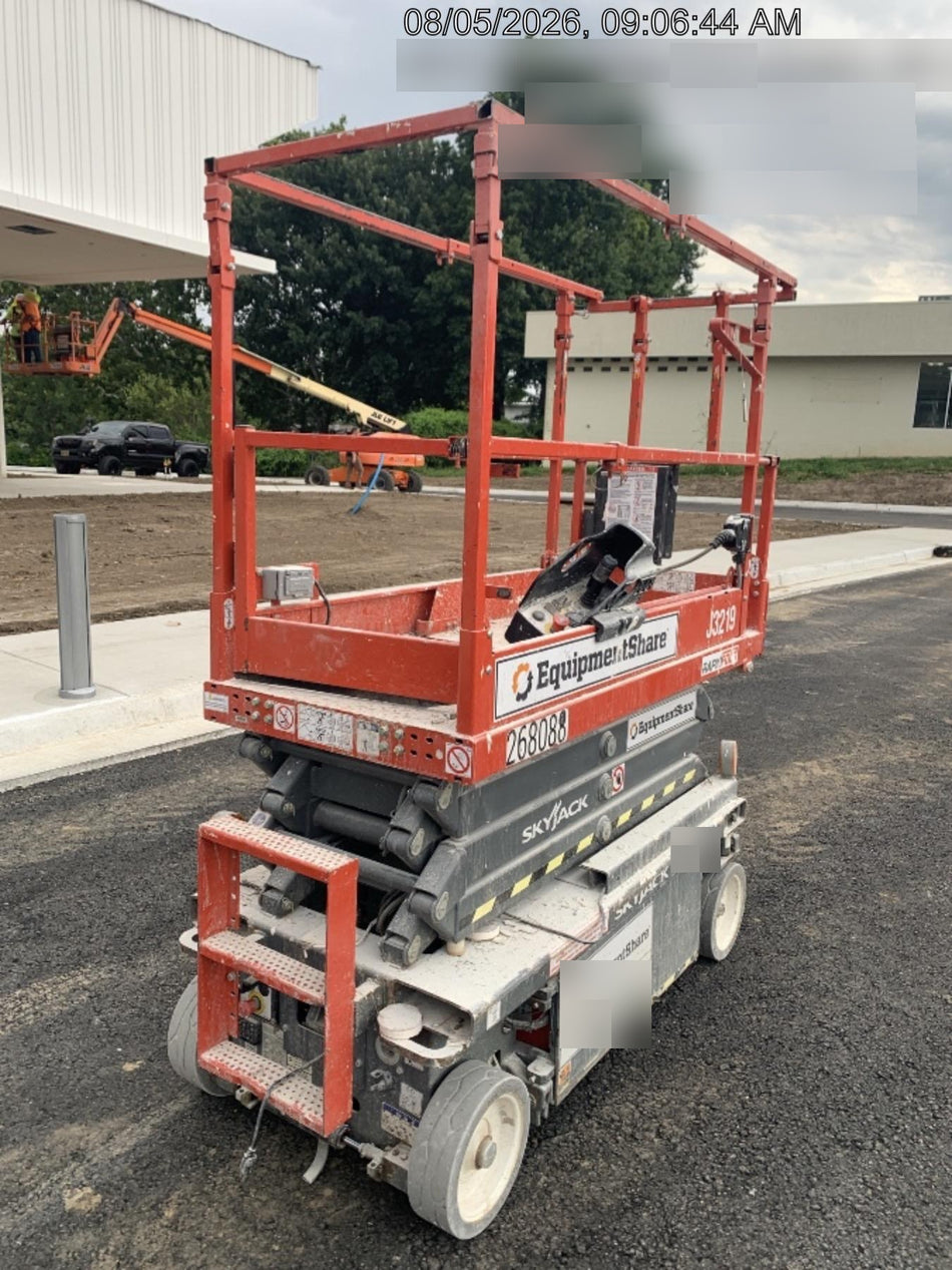 2023 SKYJACK SJ3219