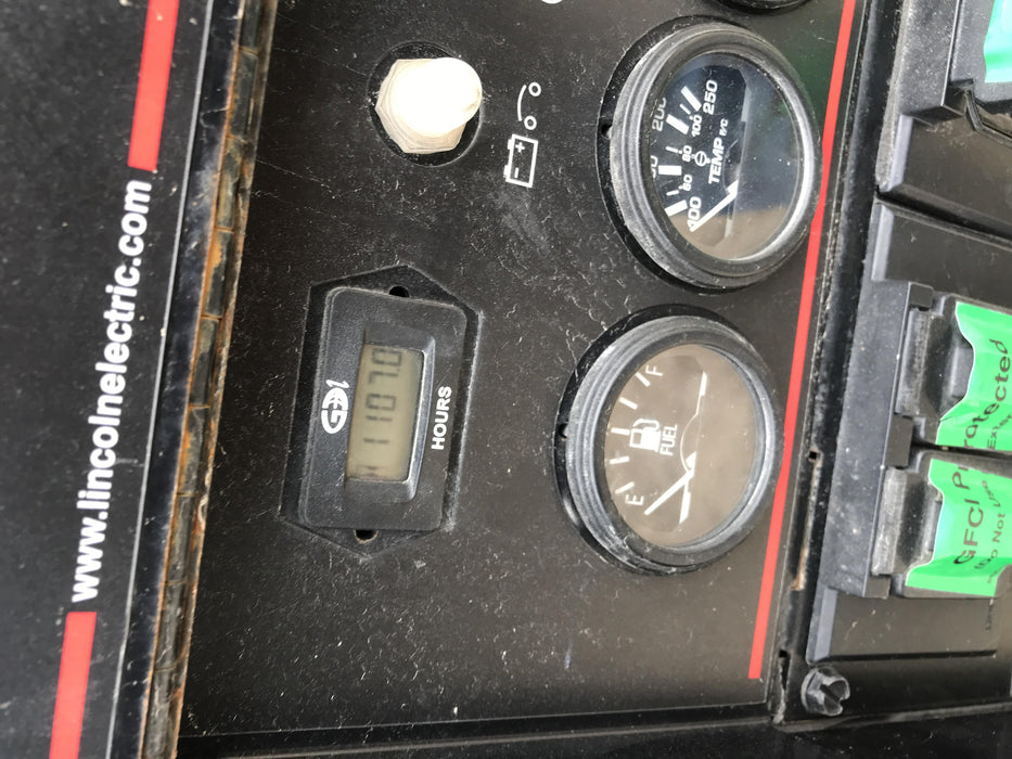 2019 Lincoln Electric Vantage 322 Ready-Pak 3, Two Wheel Trailer, Fender and Light Kit, Cable Rack