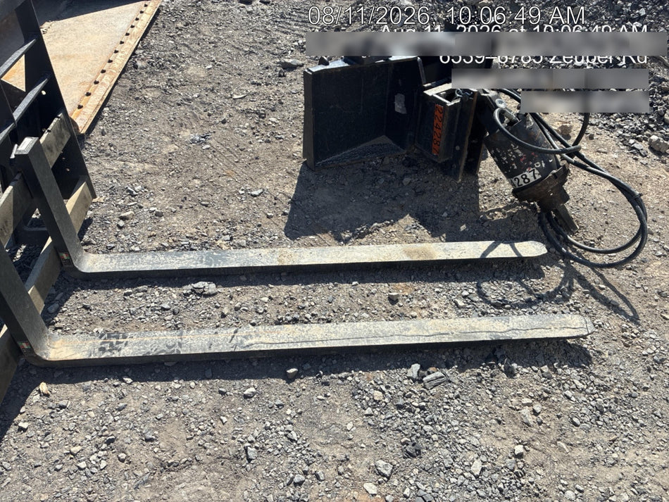 2026 ARROW MATERIAL HANDLING 72" Pallet Forks - Arrow