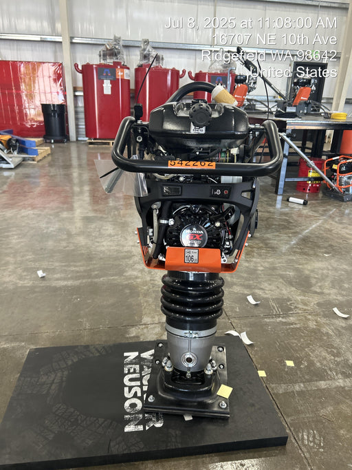 2025 HUSQVARNA LT6005