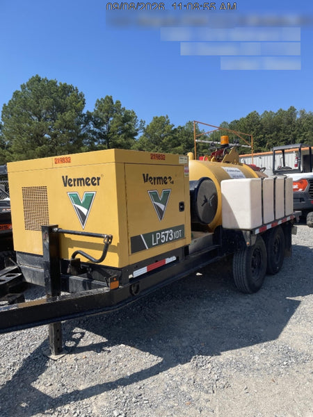 2022 Vac-Tron LP573XDT T4 Koehler Diesel Engine, 500 Gallon Debris Tank, x2 100 Gallon Water Tanks