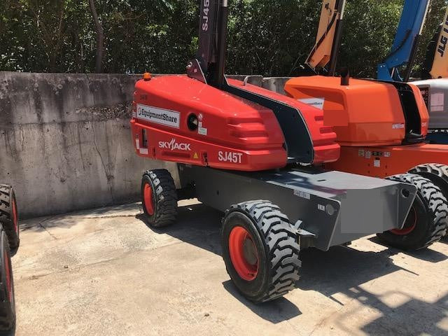2018 SKYJACK SJ45T+