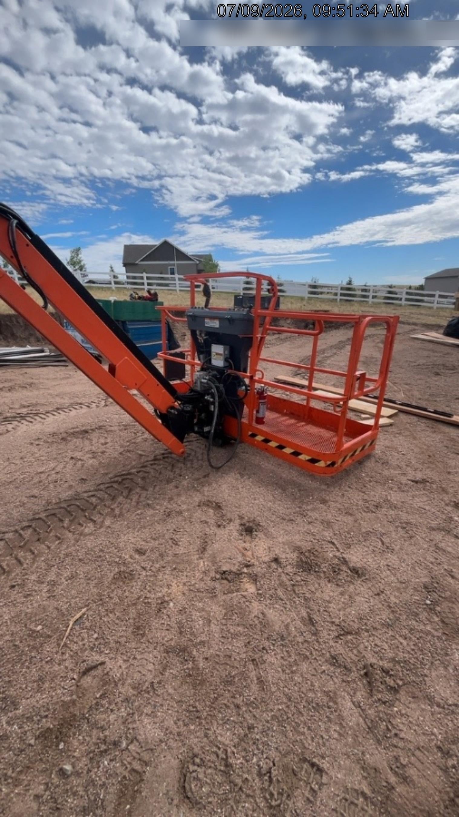2021 JLG 660SJ