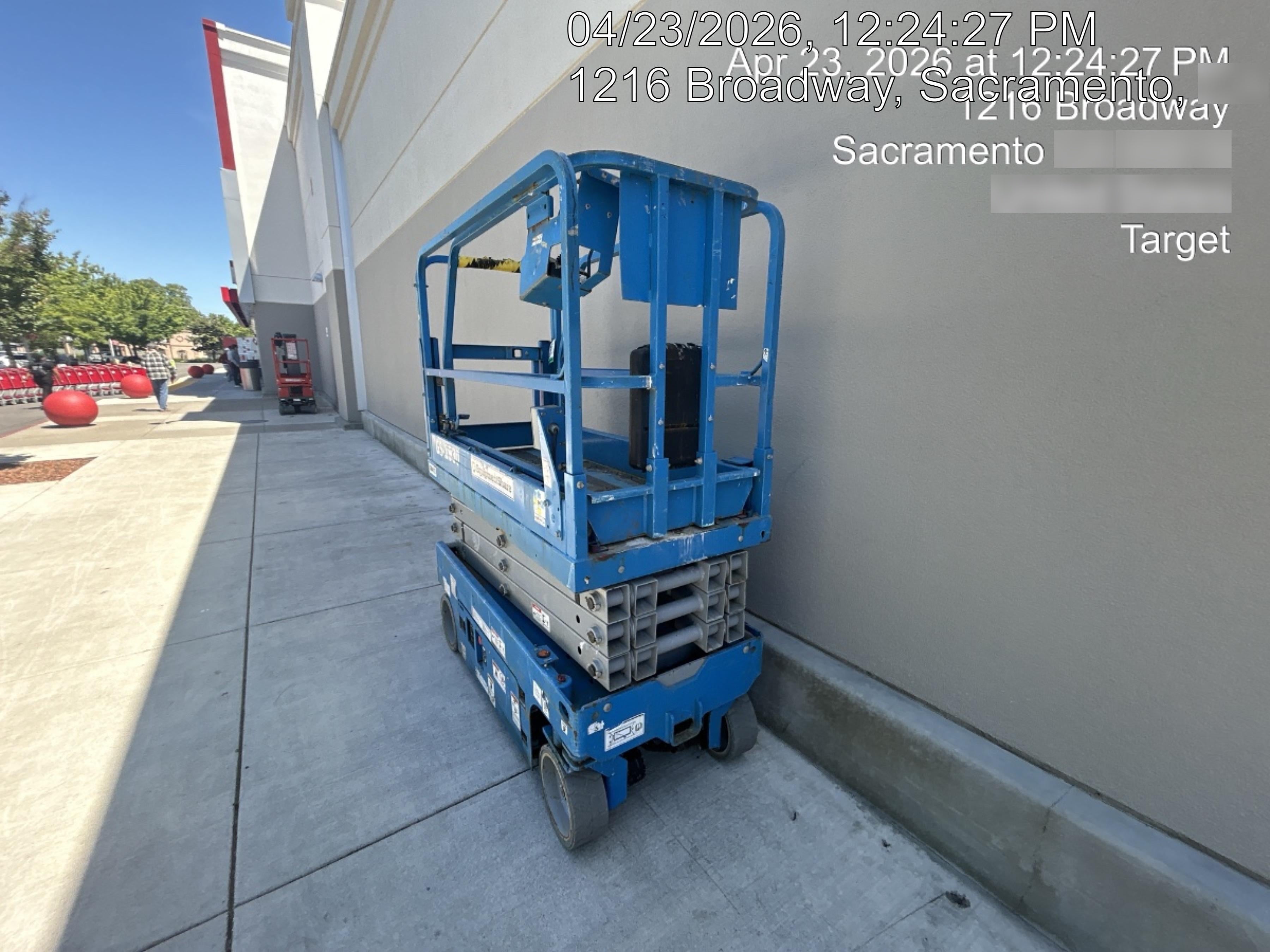 2019 Genie GS-1930 Half Height Swing Gate, 800W Inverter