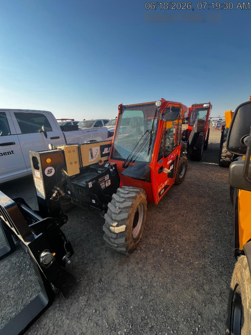 2025 JLG 519