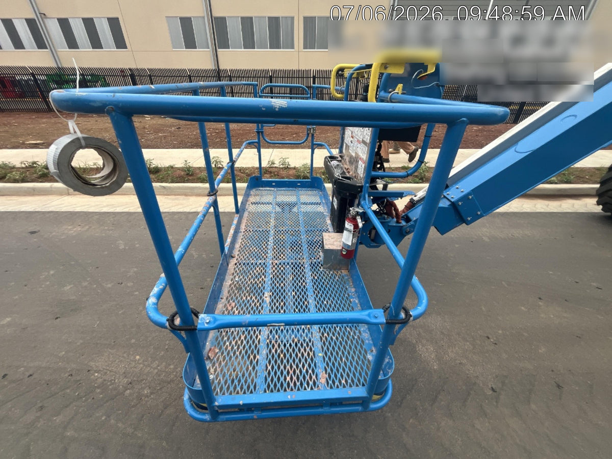 2025 GENIE Z-135/70