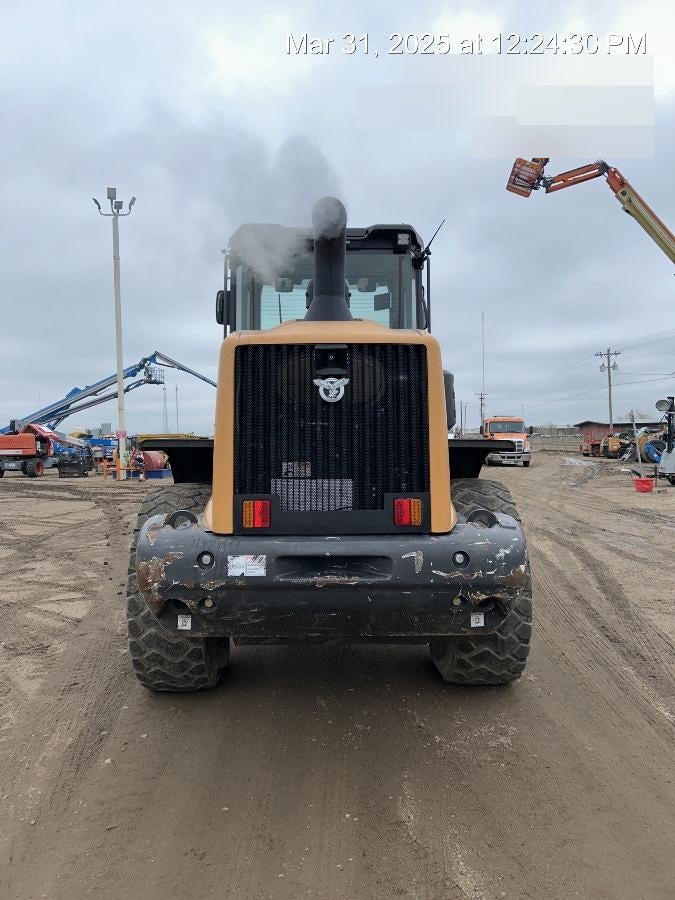2021 CASE 721G