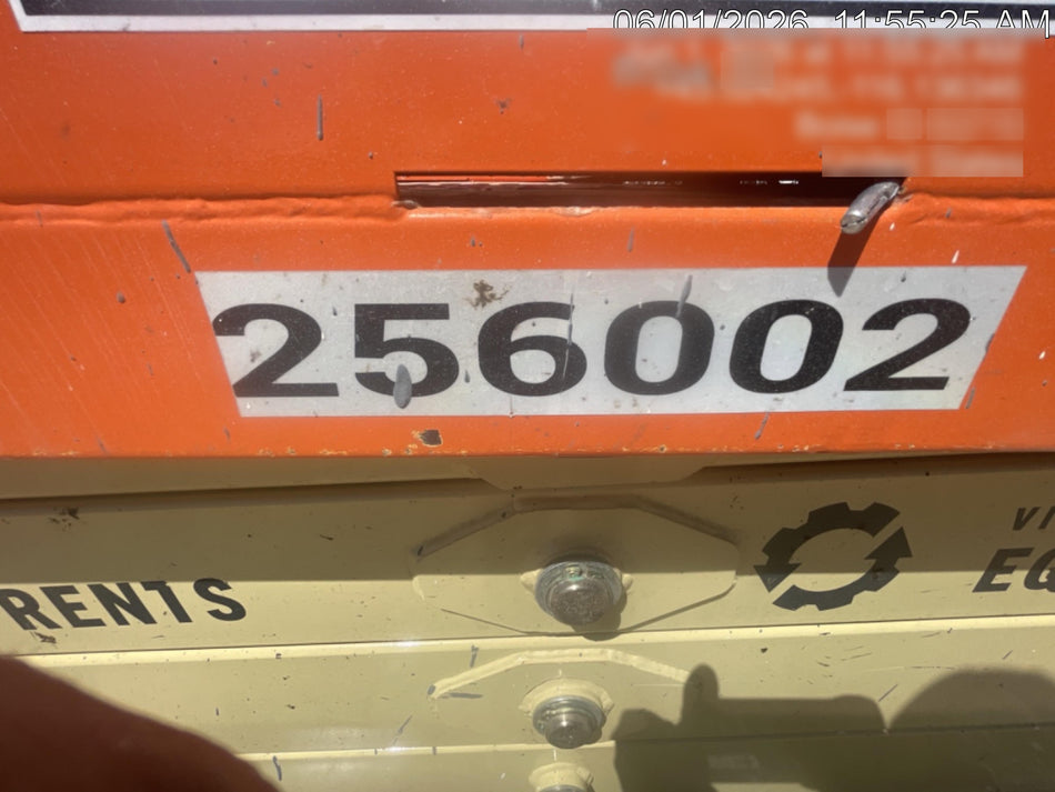 2022 JLG ES3246