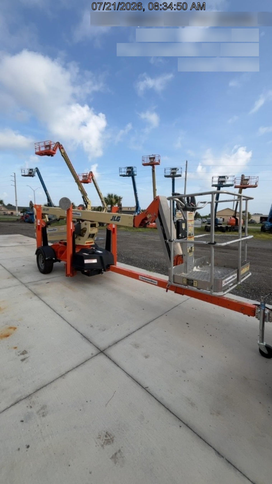2022 JLG T500J