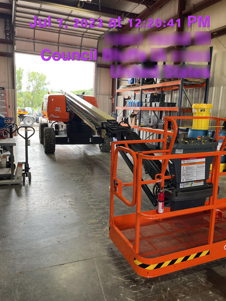 2023 JLG 660SJ