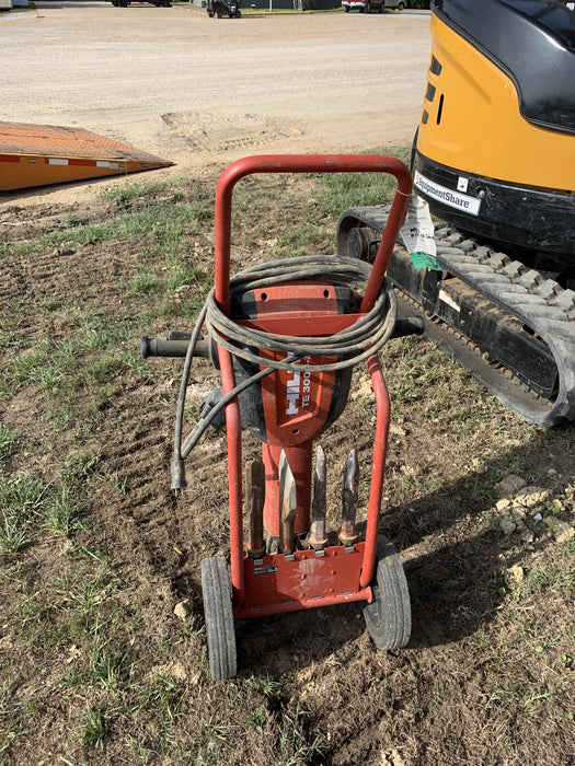 2020 HILTI TE 3000-AVR