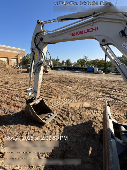 2021 TAKEUCHI TB260-CR