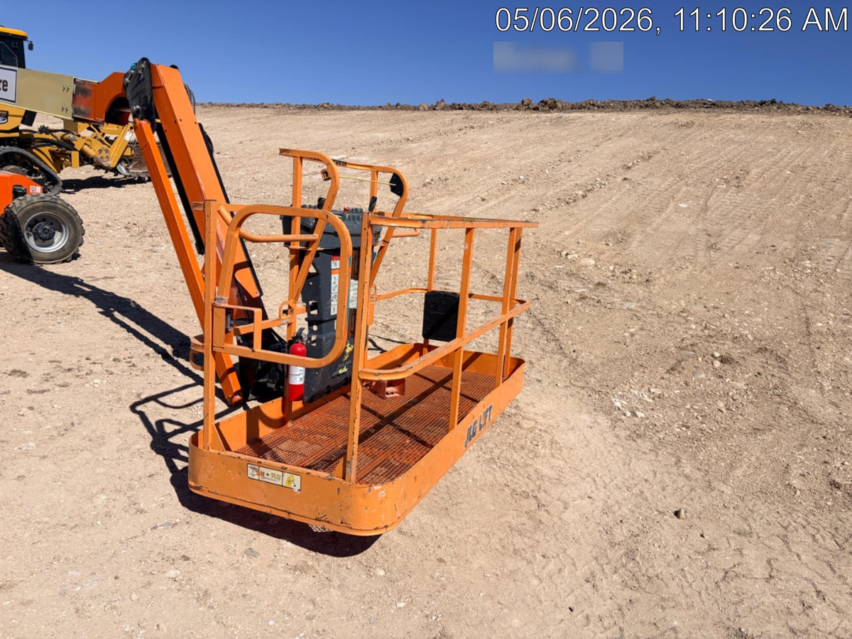 2019 JLG 460SJ