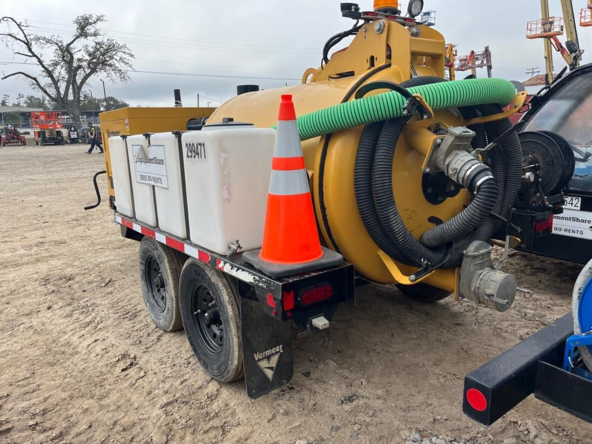 2023 Vac-Tron LP573XDT T4 Koehler Diesel Engine, 500 Gallon Debris Tank, x2 100 Gallon Water Tanks