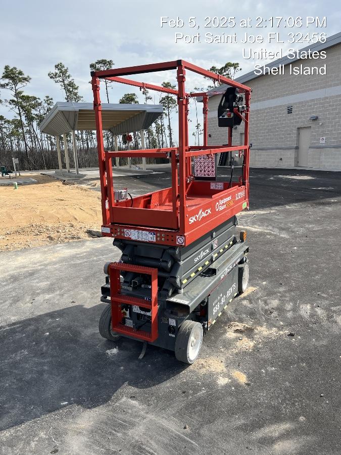 2024 Skyjack SJ3219 Electric Drive, Sld NM Tires, DBcns, RFRails, Power to Platform, T3 + Access Control
