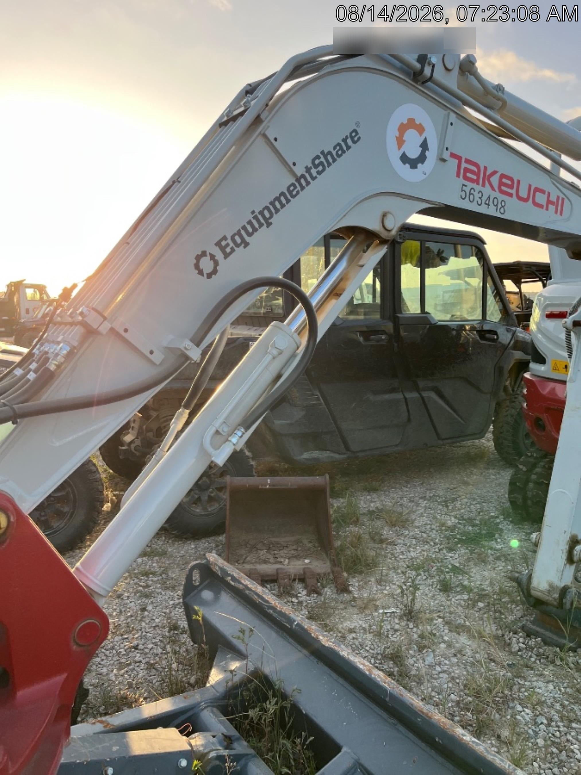 2025 TAKEUCHI TB235-2R
