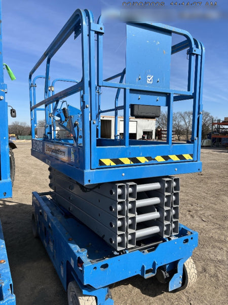 2023 GENIE GS-3246