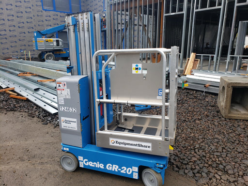 2020 GENIE GR-20